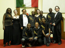 Il Trio ed alcuni amici dello staff dell'HIFA